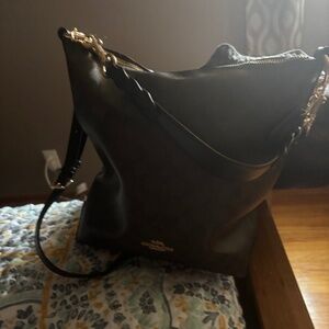 Coach crossbody/shoulder lg bags
